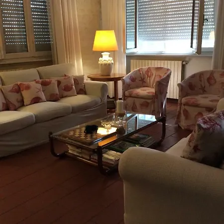 Casa Adele Holiday home Lido di Camaiore
